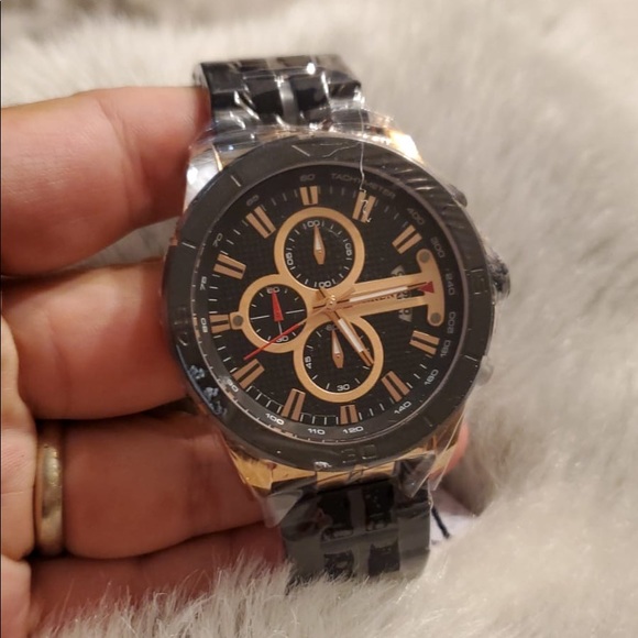 WATCH FUNCTION: All sub-dials and hands are functi - Picture 3 of 3